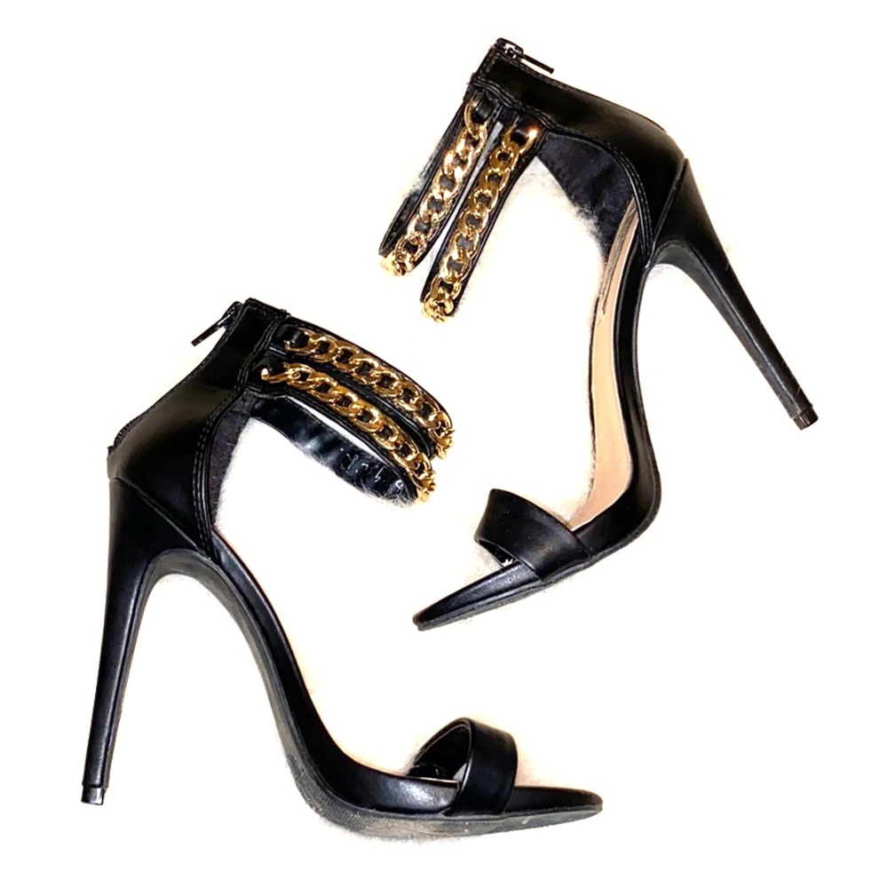 Chainlink Heels